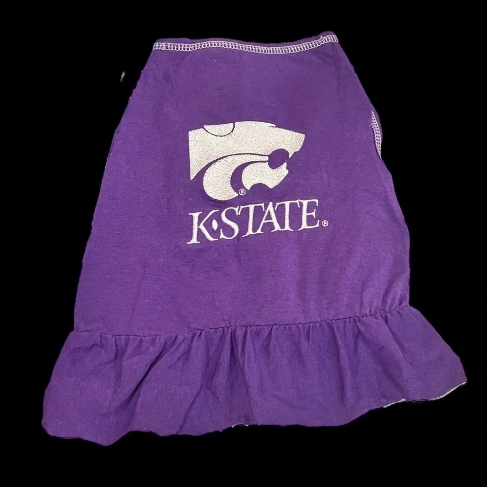 K State Wildcats Dog Shirt Purple & White Great Condition. No signs of wear